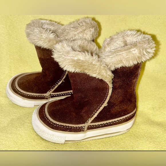 Converse Chuck Taylor All Star Beverly Boots Earth/Tan Infant Size 5 SUPER CUTE - Picture 2 of 9